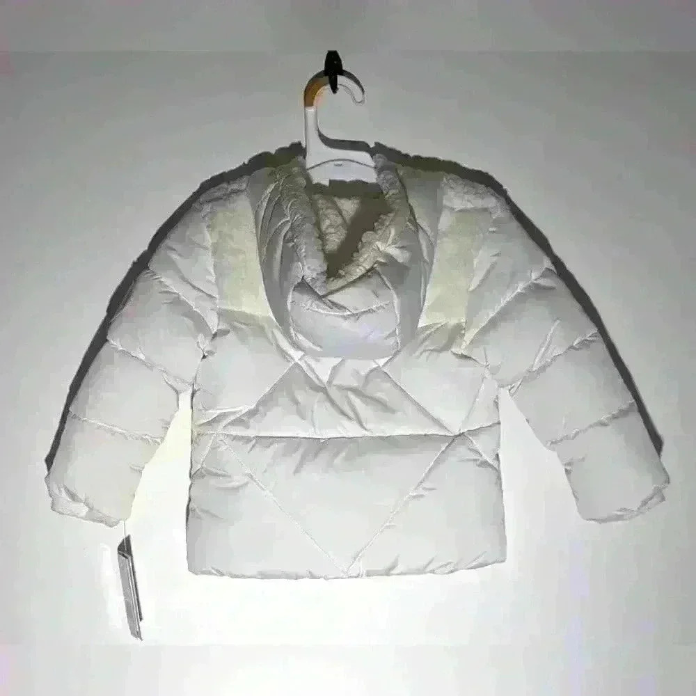 *NEW* Jessica Simpson Baby Girl Puffer Jacket. - Picture 2 of 6